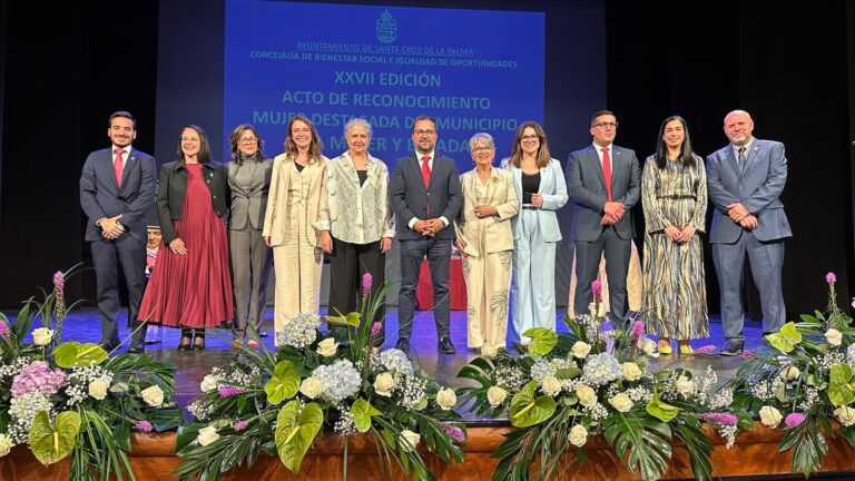 María Nieves Santos Gómez y María Raquel Paz Hernández,  ‘Mujeres Destacadas de Santa Cruz de La Palma 2025’